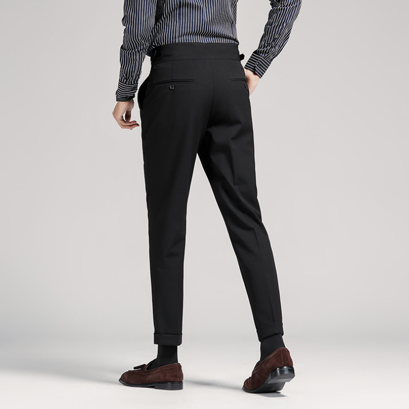 DIE MAILAND-HOSE