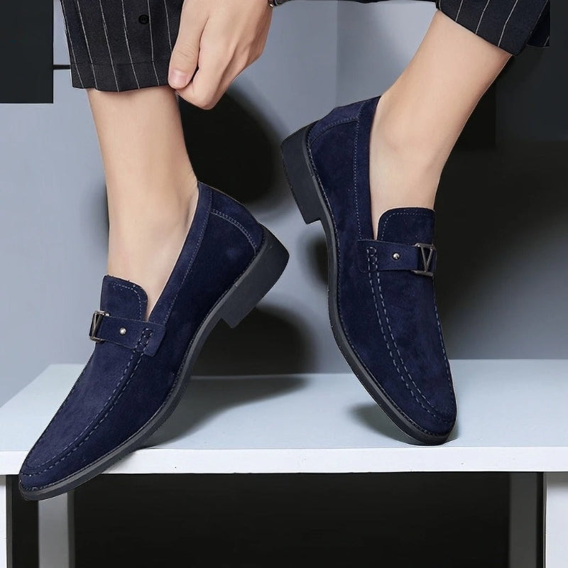 VIEATRA™ Wildlederschuhe